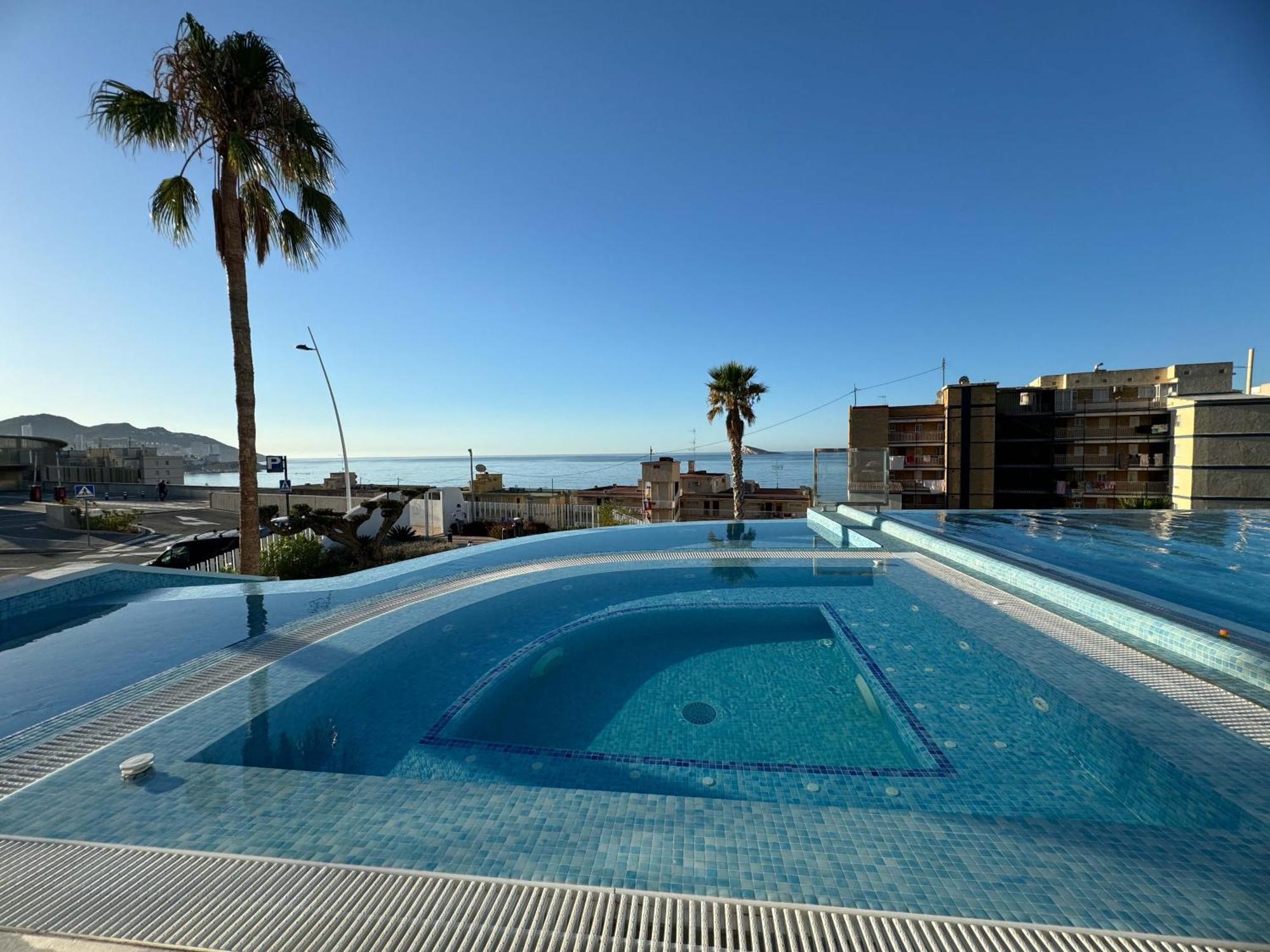 Sunset Cliffs Terra Gold Apartment